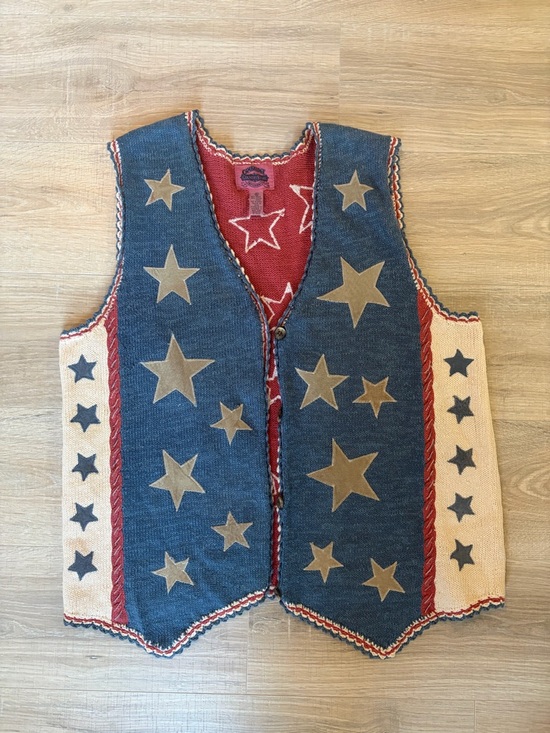 Cambridge Dry Goods Jackets & Blazers - Cambridge Dry Goods Patriotic Star Knit Vest in Blue, Red, Cream, Tan